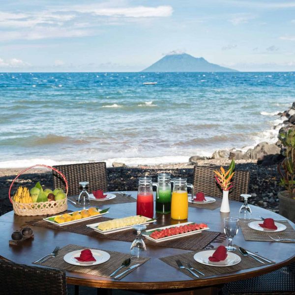 Murex Resort Manado breakfast by the sea